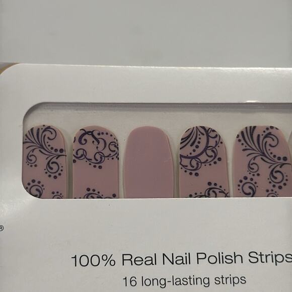 NWT Color Street "TWO STRONG" Nail Strips - Picture 1 of 5